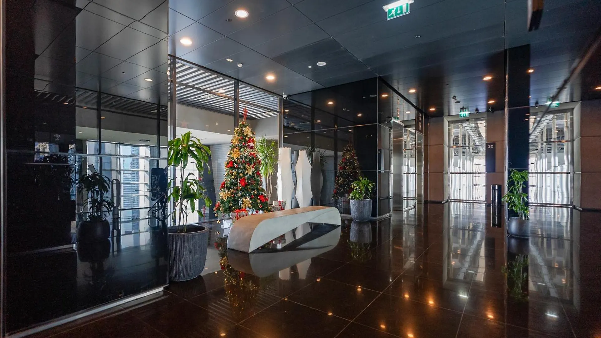 Elegant 1-Bedroom Apartment, Full Burj Khalifa & Downtown Views Dubai Apartment