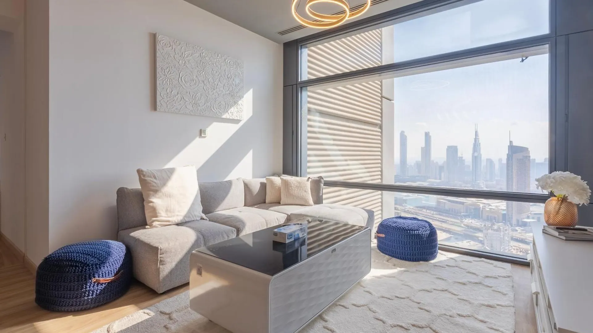 Elegant 1-Bedroom Apartment, Full Burj Khalifa & Downtown Views Dubai 0*,